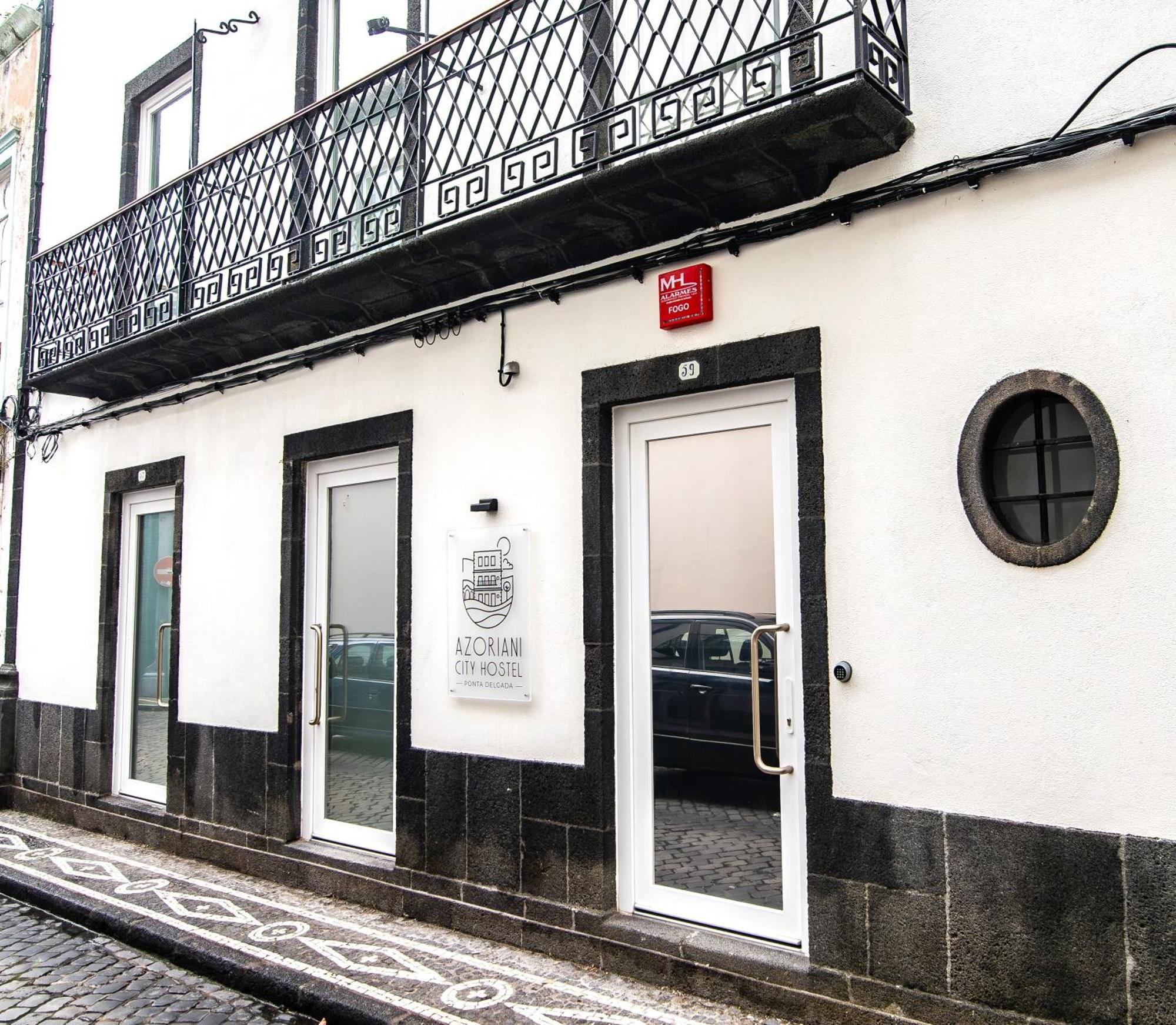 Azoriani City Hostel Ponta Delgada Extérieur photo